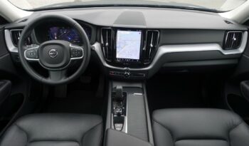 VOLVO XC 60 B4 2.0 L GEARTRONIC 197 CH MHEV  MOMENTUM complet