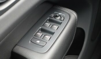 VOLVO XC 60 B4 2.0 L GEARTRONIC 197 CH MHEV  MOMENTUM complet