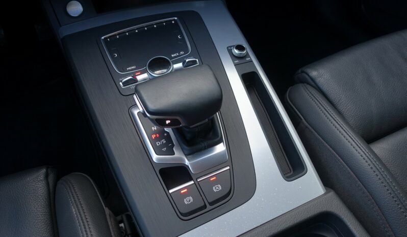 AUDI Q5 50 TFSI E-TRON 299 CH QUATTRO S-TRONIC HYBRIDE RECHARGEABLE complet