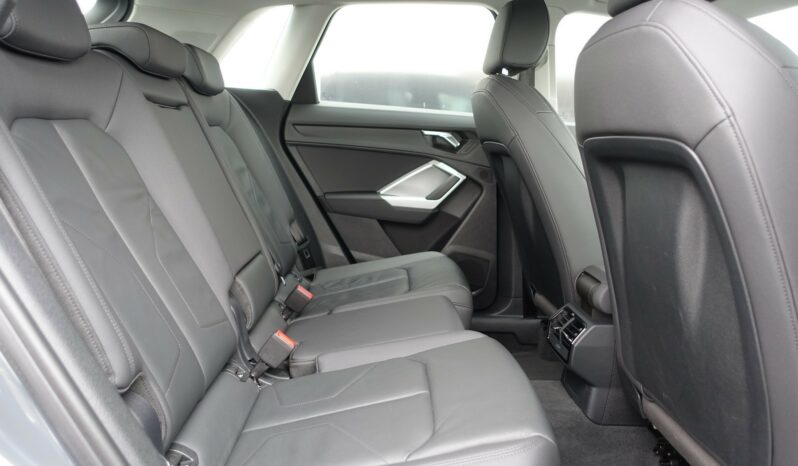 AUDI Q3 35 TDI 150 CH S-TRONIC complet