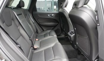 VOLVO XC 60 B4 2.0 L GEARTRONIC 197 CH MHEV  INSCRIPTION complet