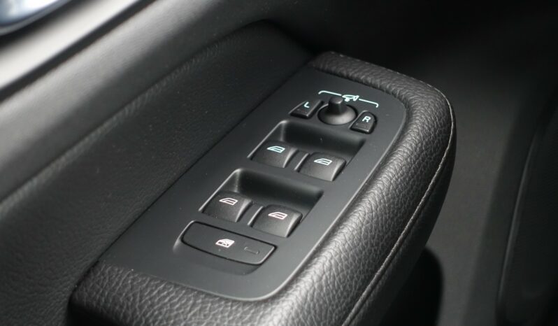 VOLVO V 60 D3 2.0 L 150CH  MOMENTUM complet