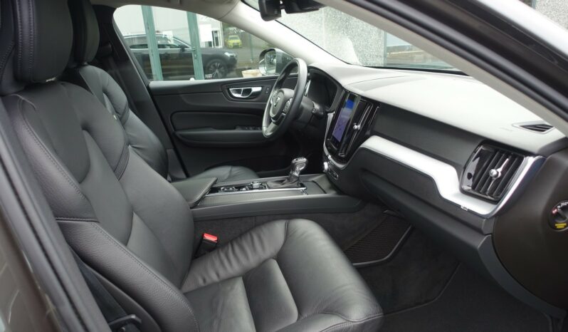 VOLVO XC 60 D4 2.0L GEARTRONIC 163CH complet