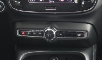 VOLVO XC 40 D3 2.0 L 150CH  MOMENTUM complet