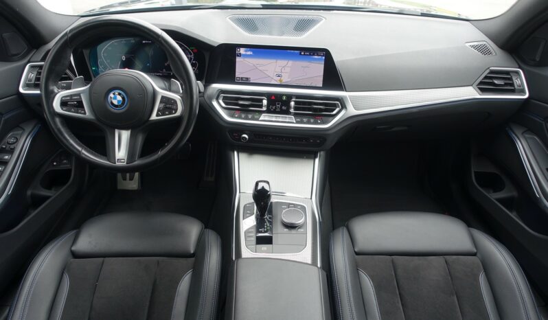 BMW 320 EA HYBRIDE RECHARGEABLE 204 CH  PACK M complet