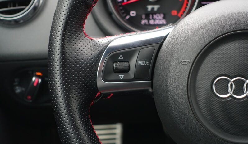 AUDI TT 1.8L TFSI 160 CH S-TRONIC  S-LINE complet