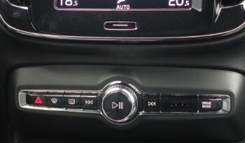 VOLVO XC 40 T5 HYBRIDE RECHARGEABLE GEARTRONIC 262 CH ( 180 CH + 82 CH ) R-DESIGN complet