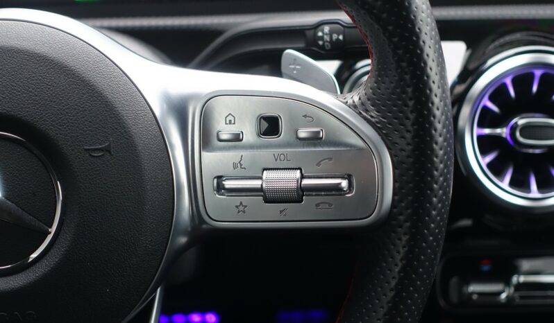 MERCEDES CLASSE A 250 E 218 CH HYBRIDE RECHARGEABLE 8G-DCT  AMG-LINE complet