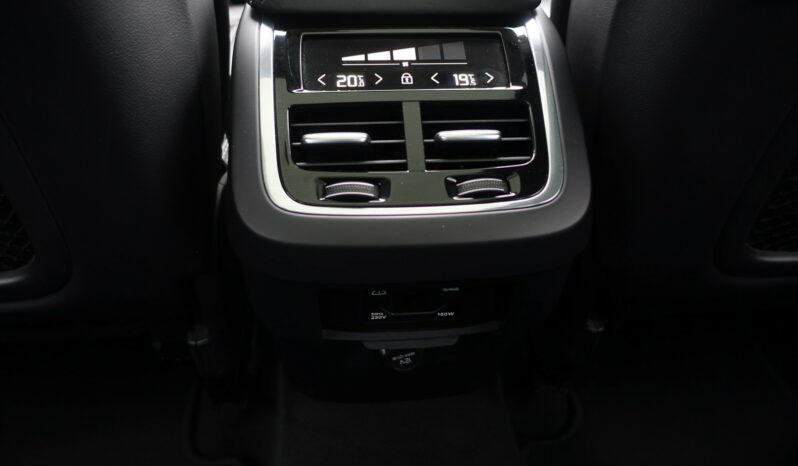 VOLVO XC 60 B4 2.0 L GEARTRONIC 197 CH MHEV  INSCRIPTION complet