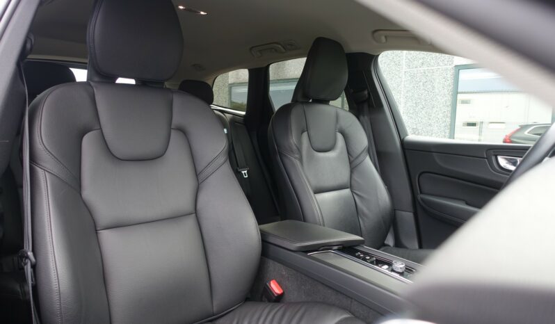 VOLVO XC 60 D4 2.0L GEARTRONIC 163CH complet