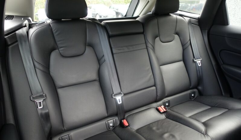 VOLVO XC 60 D4 2.0L GEARTRONIC 163CH complet
