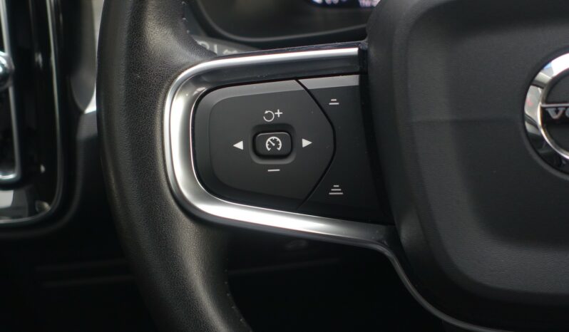 VOLVO XC 40 D3 2.0 L 150CH  MOMENTUM complet
