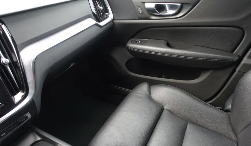 VOLVO V 60 D3 2.0 L 150CH  MOMENTUM complet