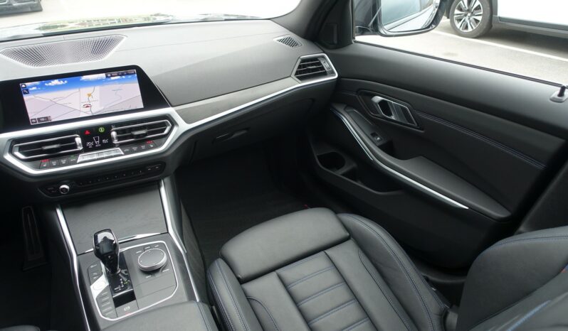 BMW 330 EA X-DRIVE TOURING HYBRIDE RECHARGEABLE 292 CH BVA  PACK M complet