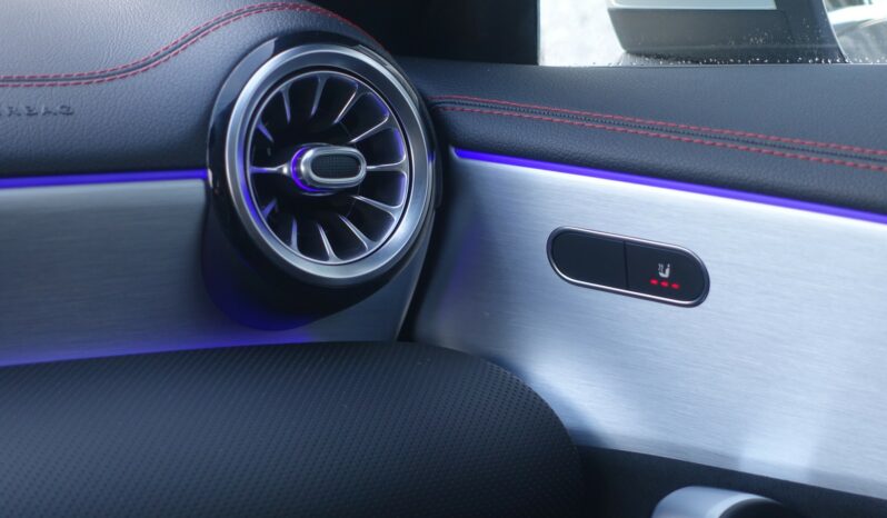 MERCEDES CLASSE CLA SHOOTING BRAKE 180 DCT  AMG-LINE complet