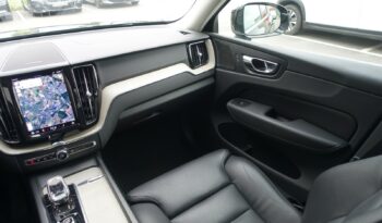 VOLVO XC 60 T8 4WD HYBRIDE RECHARGEABLE GEARTRONIC 390 CH  INSCRIPTION complet
