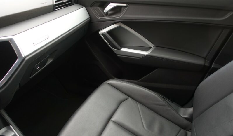 AUDI Q3 35 TDI 150 CH S-TRONIC complet