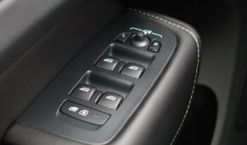 VOLVO XC 60 B4 2.0 L GEARTRONIC 197 CH MHEV  INSCRIPTION complet