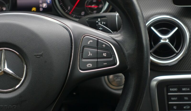 MERCEDES CLASSE GLA 200 D 7G-DCT 136CH complet