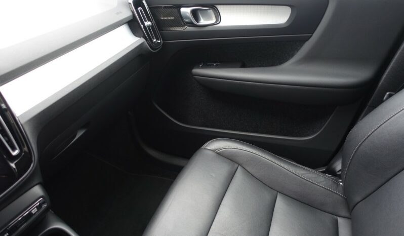 VOLVO XC 40 D3 2.0 L 150CH  MOMENTUM complet