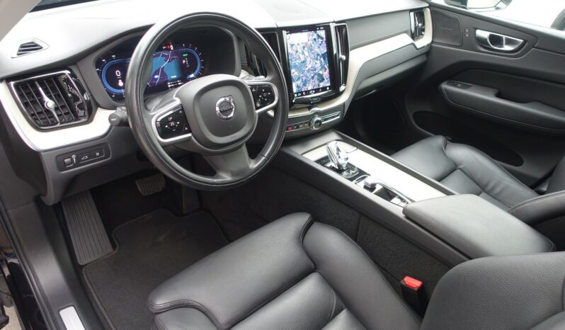 VOLVO XC 60 T8 4WD HYBRIDE RECHARGEABLE GEARTRONIC 390 CH  INSCRIPTION complet