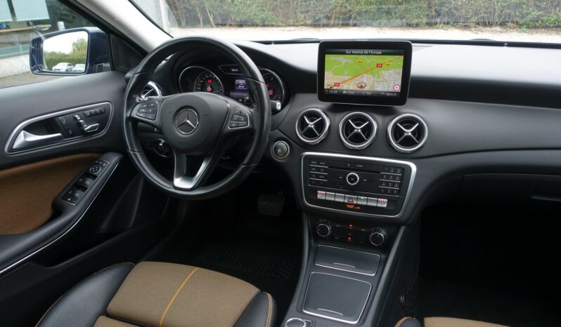 MERCEDES CLASSE GLA 200 D 7G-DCT 136CH complet