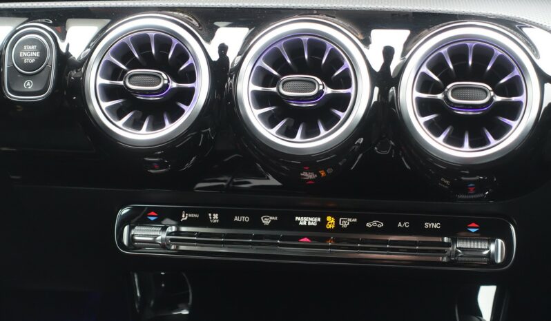 MERCEDES CLASSE CLA 200 SHOOTING BRAKE 163 CH 7G-Dct AMG-LINE complet