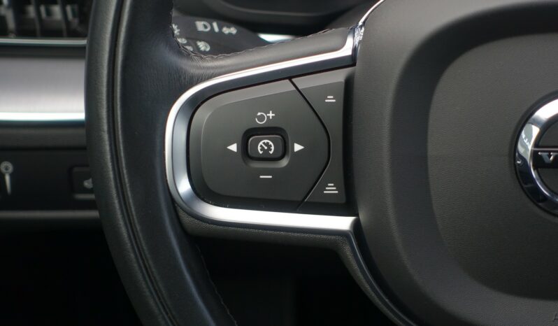 VOLVO XC 60 D4 2.0L GEARTRONIC 163CH complet