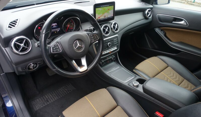 MERCEDES CLASSE GLA 200 D 7G-DCT 136CH complet