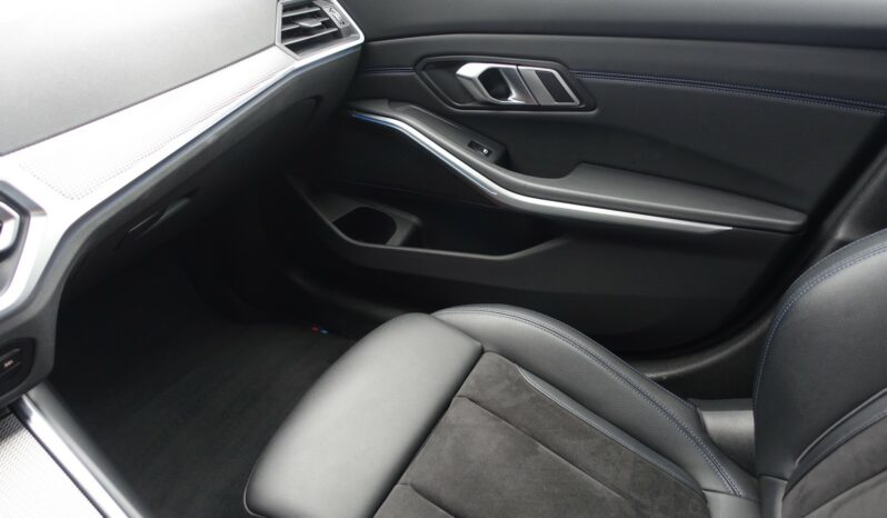 BMW 320 EA HYBRIDE RECHARGEABLE 204 CH  PACK M complet