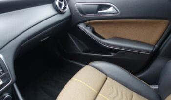 MERCEDES CLASSE GLA 200 D 7G-DCT 136CH complet