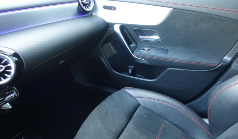 MERCEDES CLASSE CLA SHOOTING BRAKE 180 DCT  AMG-LINE complet