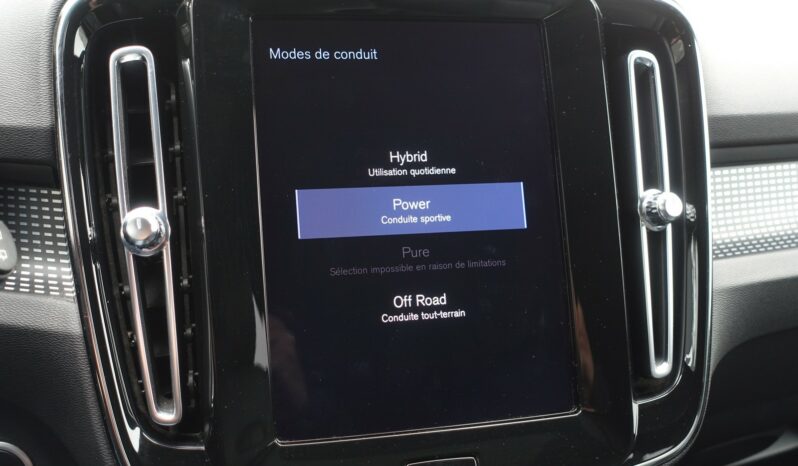 VOLVO XC 40 T5 HYBRIDE RECHARGEABLE GEARTRONIC 262 CH ( 180 CH + 82 CH ) R-DESIGN complet