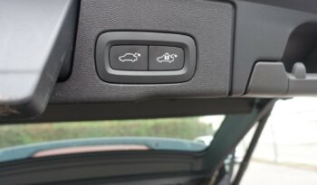 VOLVO XC 60 B4 2.0 L GEARTRONIC 197 CH MHEV  MOMENTUM complet