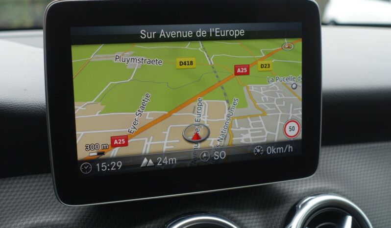 MERCEDES CLASSE GLA 200 D 7G-DCT 136CH complet