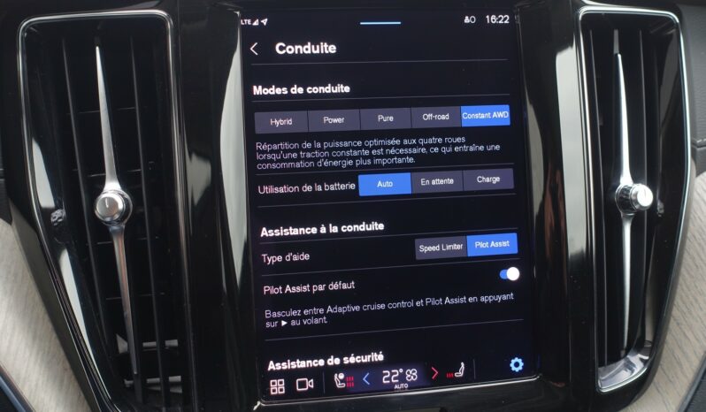 VOLVO XC 60 T8 4WD HYBRIDE RECHARGEABLE GEARTRONIC 390 CH  INSCRIPTION complet
