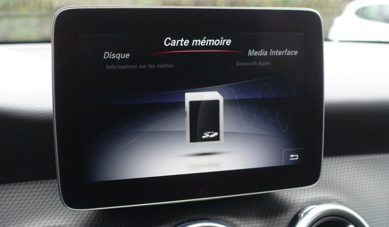 MERCEDES CLASSE GLA 200 D 7G-DCT 136CH complet