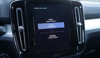 VOLVO XC 40 T4 HYBRIDE RECHARGEABLE GEARTRONIC 211 CH ( 129 CH + 82 CH ) MOMENTUM complet