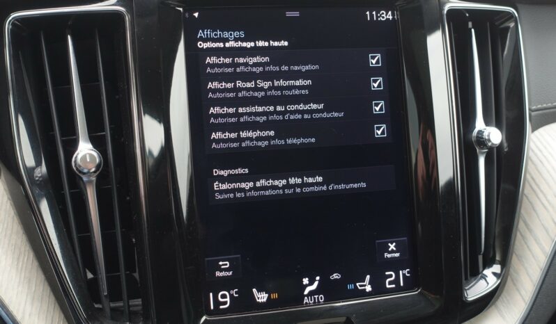 VOLVO XC 60 B4 2.0 L GEARTRONIC 197 CH MHEV  INSCRIPTION complet