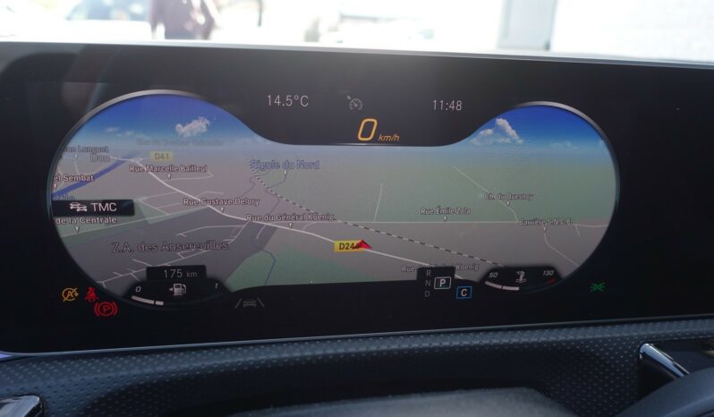 MERCEDES CLASSE CLA SHOOTING BRAKE 180 DCT  AMG-LINE complet