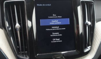 VOLVO XC 60 B4 2.0 L GEARTRONIC 197 CH MHEV  INSCRIPTION complet