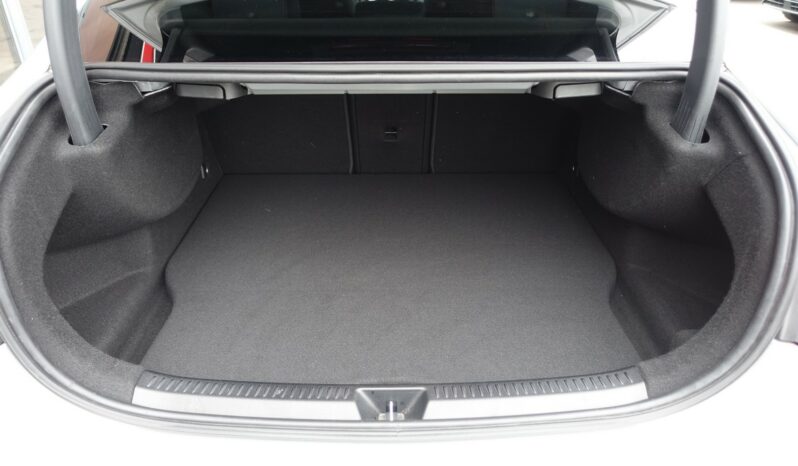 MERCEDES CLASSE A 250 E 218 CH HYBRIDE RECHARGEABLE 8G-DCT  AMG-LINE complet