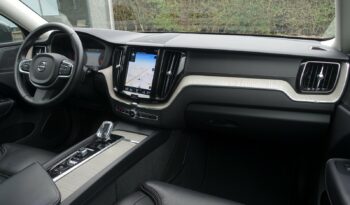 VOLVO XC 60 B4 2.0 L GEARTRONIC 197 CH MHEV  INSCRIPTION complet