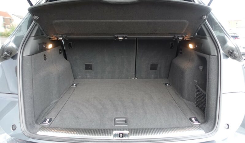 AUDI Q5 2.0L TDI 177 CH QUATTRO PHASE 2  S-LINE complet