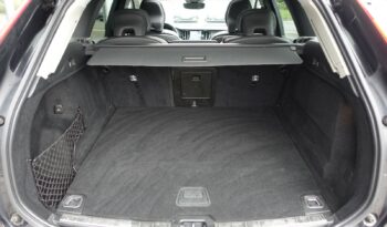 VOLVO XC 60 T8 4WD HYBRIDE RECHARGEABLE GEARTRONIC 390 CH  INSCRIPTION complet