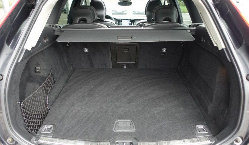 VOLVO XC 60 T8 4WD HYBRIDE RECHARGEABLE GEARTRONIC 390 CH  INSCRIPTION complet