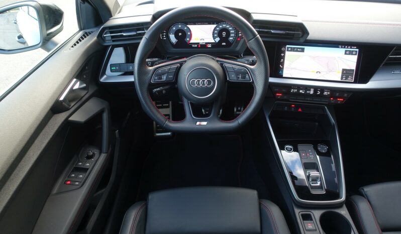 AUDI A3 BERLINE 35 TDI S-TRONIC 150 CH S-LINE complet