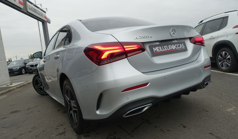 MERCEDES CLASSE A 250 E 218 CH HYBRIDE RECHARGEABLE 8G-DCT  AMG-LINE complet
