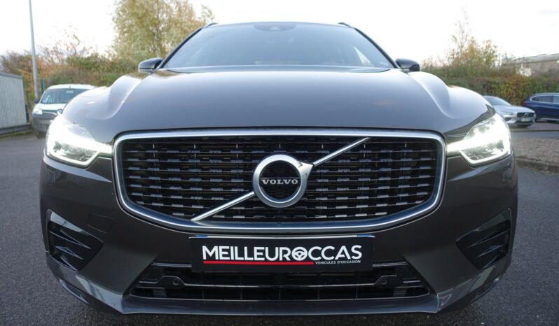 VOLVO XC 60 D4 2.0 L GEARTRONIC 163CH R-DESIGN complet