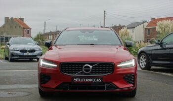 VOLVO V 60 T8 AWD GEARTRONIC 303CH + 87 CH HYBRIDE RECHARGEABLE R-DESIGN complet
